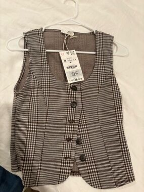 Zara Brown & White Houndstooth Button Vest Top